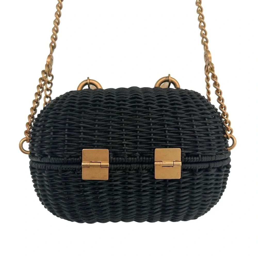 CHANEL Heart Lock Wicker Bag Cruise 2004/2005 ♥️ - Picture 16 of 16
